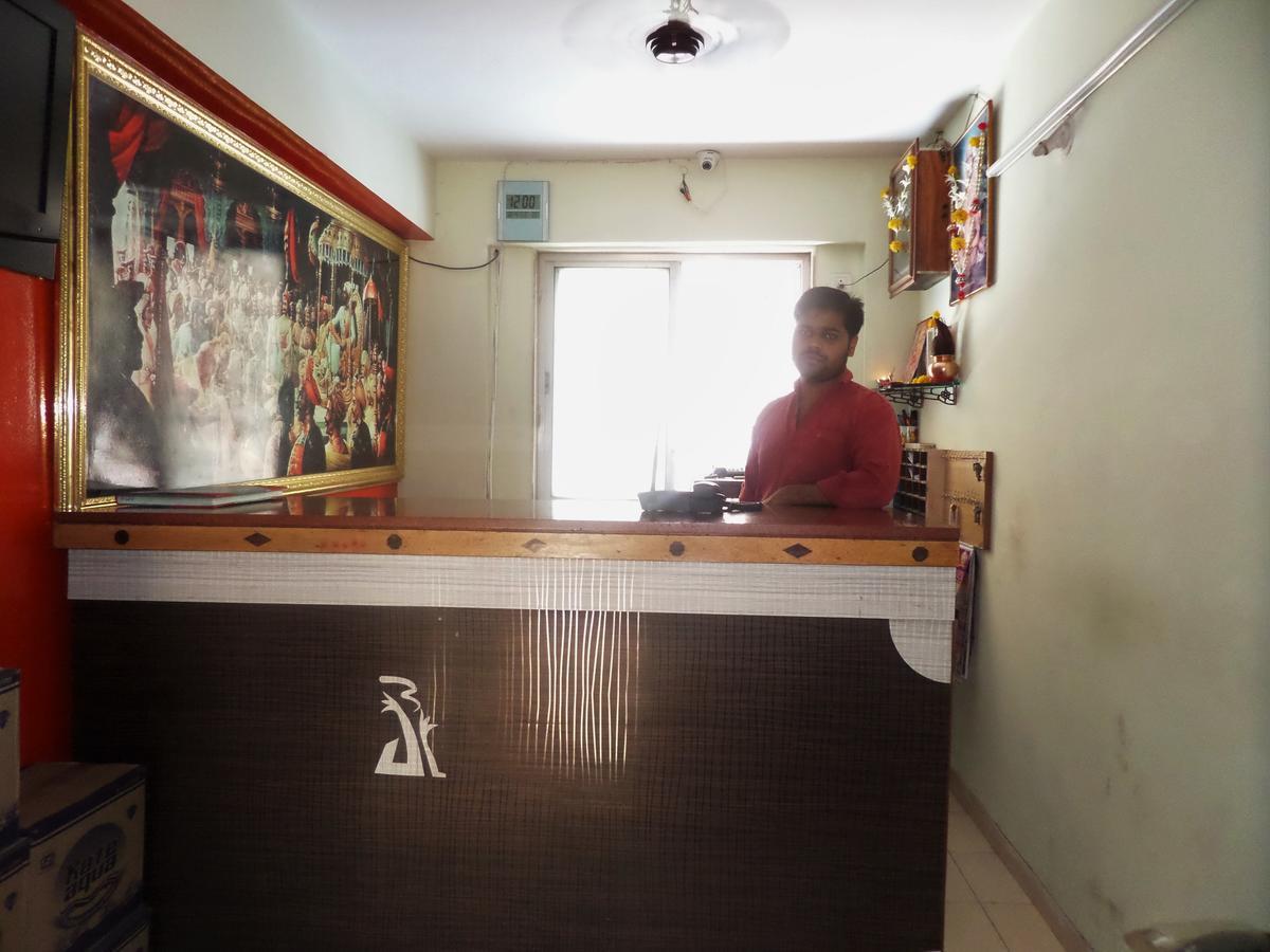 Ashtavinayak Residency Hotel Pune Bagian luar foto